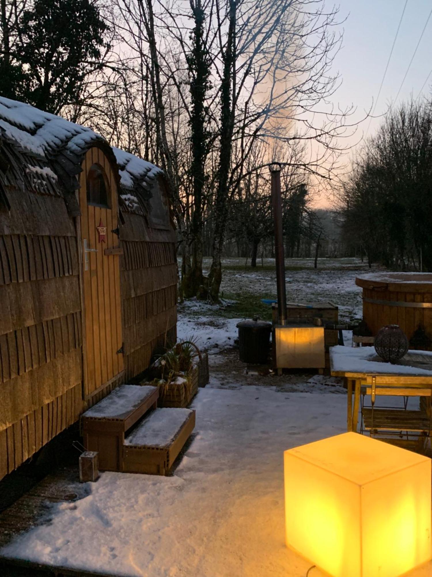 Cabane En Bois Avec Bain Nordique Et Sauna Marigny  Exterior foto